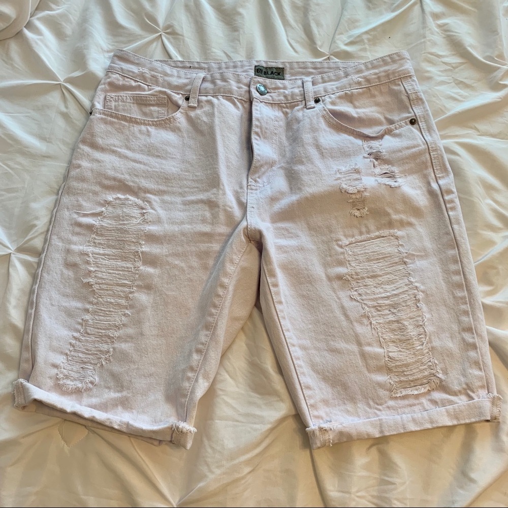 Men’s distressed white jean shorts size 36